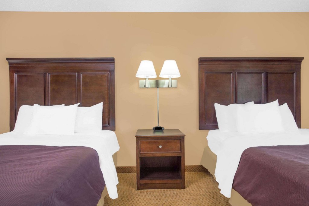 Фото Howard Johnson by Wyndham Appleton