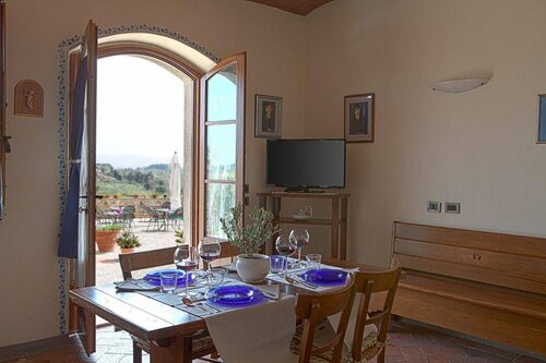 Внешний вид отеля Podere Sant'Elena в Сан-Джиминьяно, фото 2