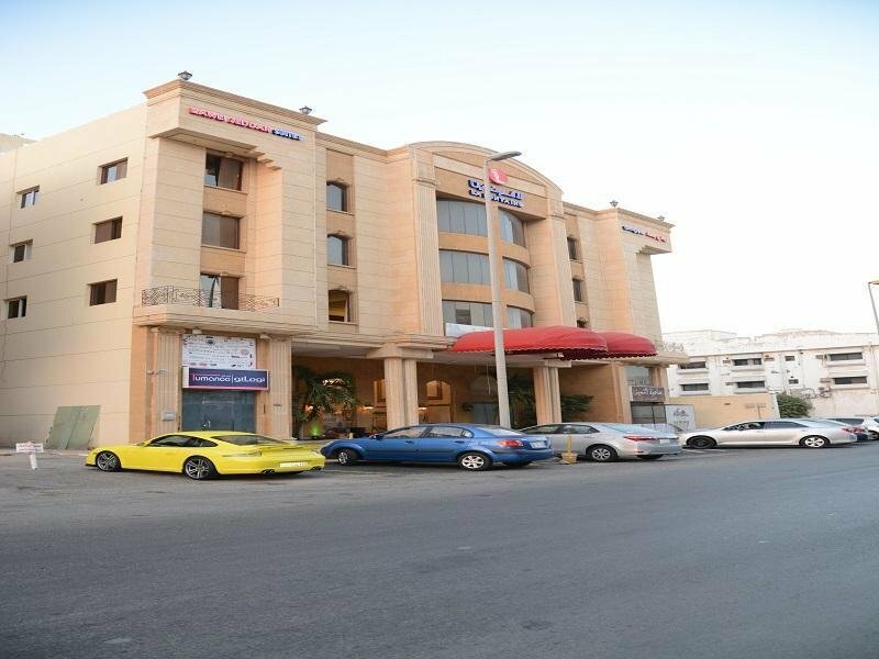 Гостиница Lafontaine Rowaa Jeddah Suites в Джидде