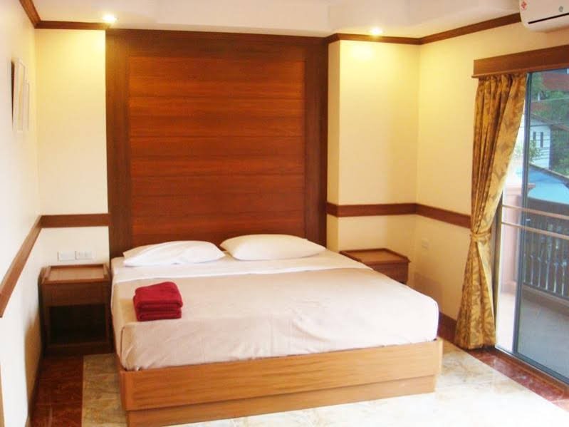 Фото Navin Mansion 3