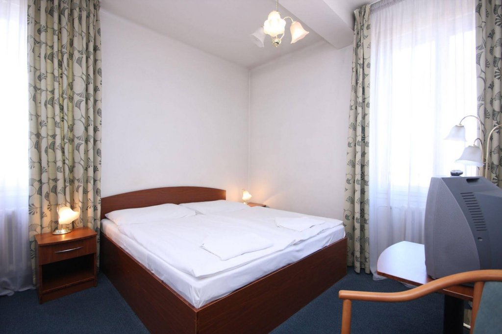 Фото Hotel Legie