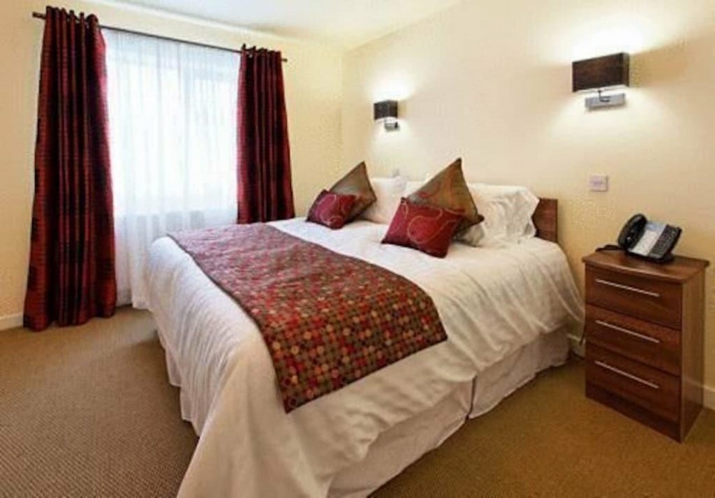 Hotel The Hare & Five Hounds Hotel, England, photo