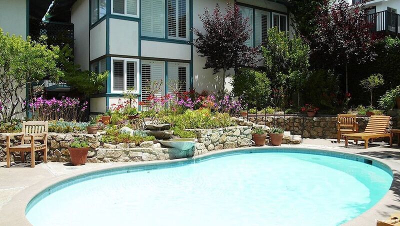 Фото Normandy Inn