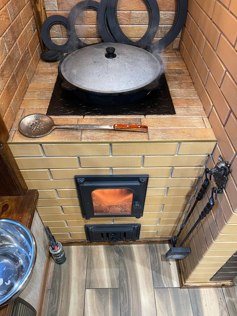 Fireplaces, stoves Чугунный дом, Tula Oblast, photo
