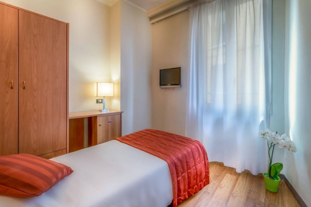 Фото Hotel Accademia