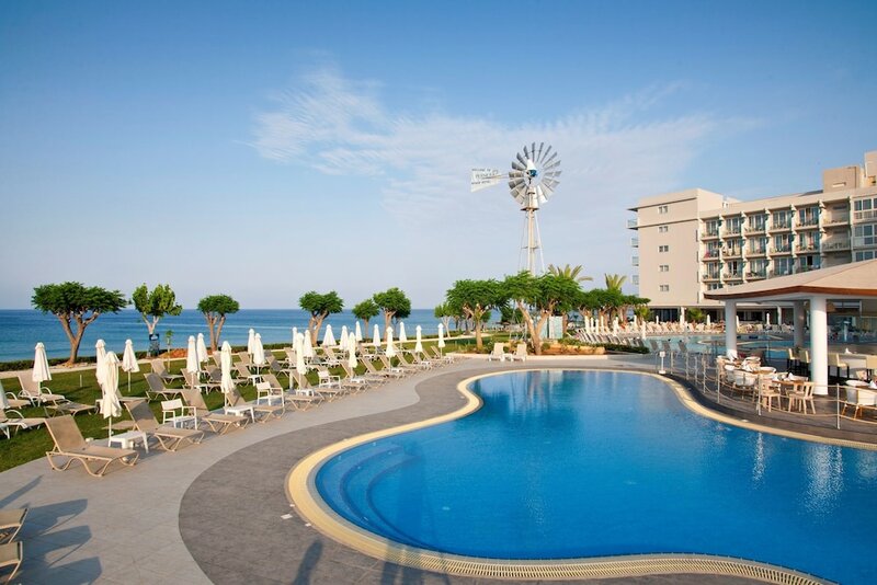 Pernera Beach Hotel