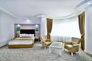 Гостиница Marathon Hotel