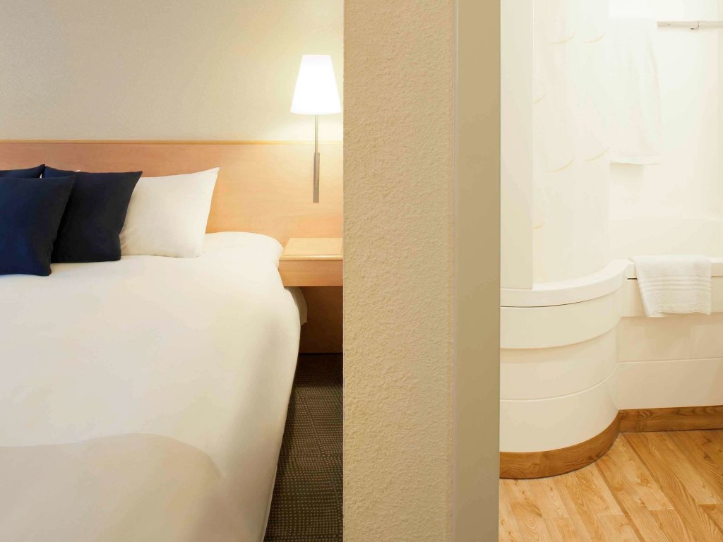 Фото Novotel Ieper Centrum Flanders Fields