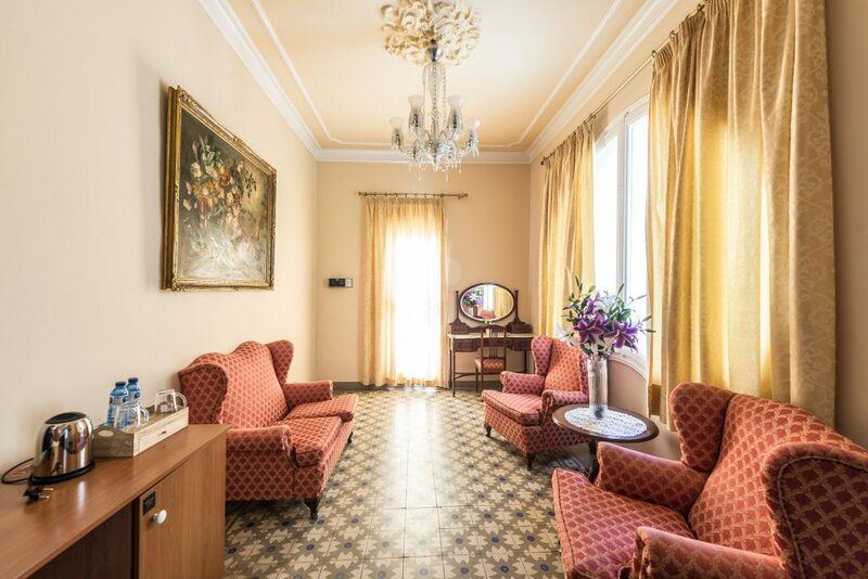 Гостиница Hotel Noucentista