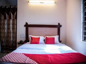 Гостиница Oyo 13321 Hotel Lakshmi Paradise