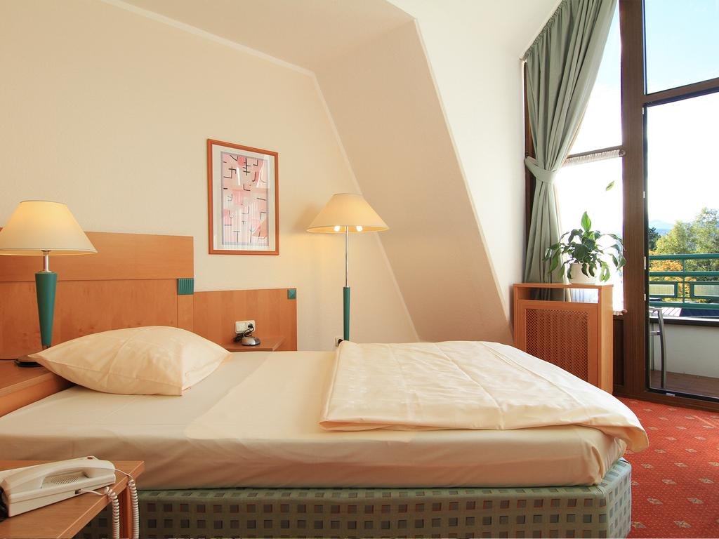 Фото Amber Hotel Bavaria