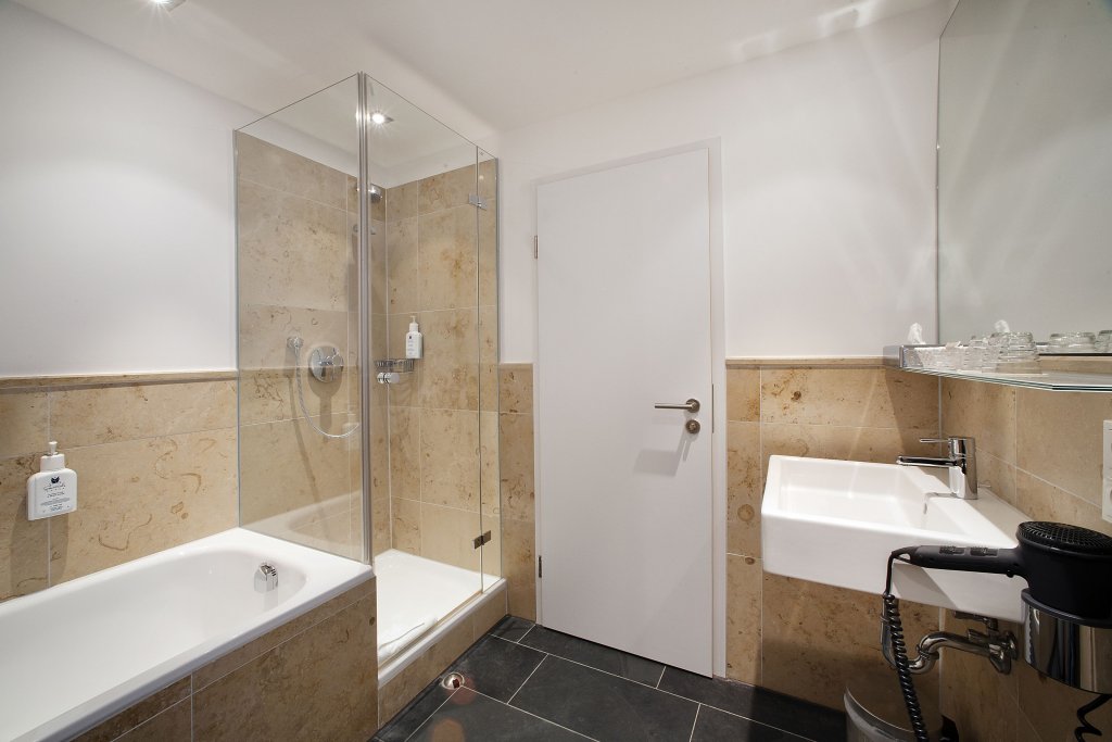 Фото Akzent Brauerei Hotel Hirsch