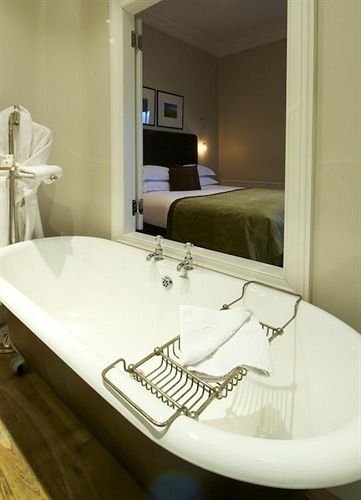 Фото Eleven Didsbury Park