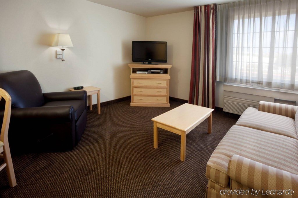 Фото Candlewood Suites Austin-Round Rock, an Ihg Hotel