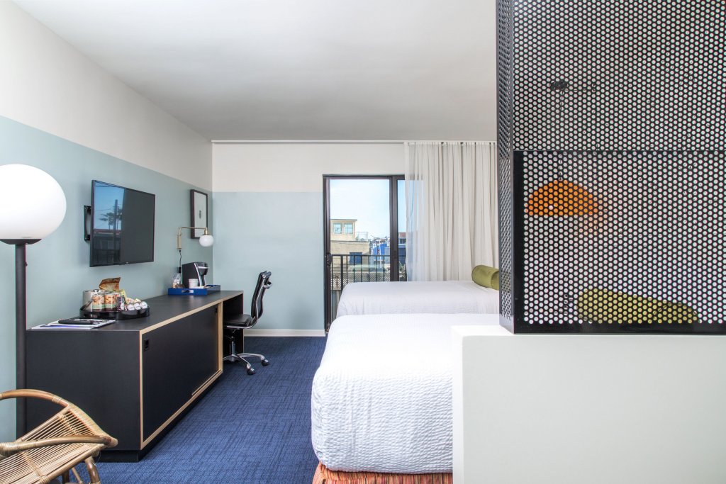 Фото Hotel Erwin