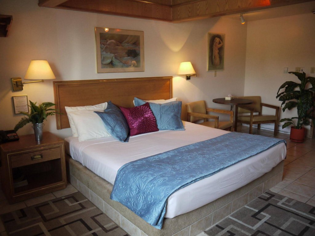 Фото Newmarket Inn