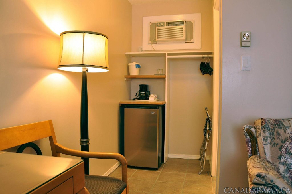 Фото Rosedale Motel