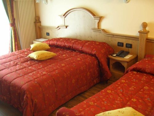Гостиница Albergo Miramonti Dependance
