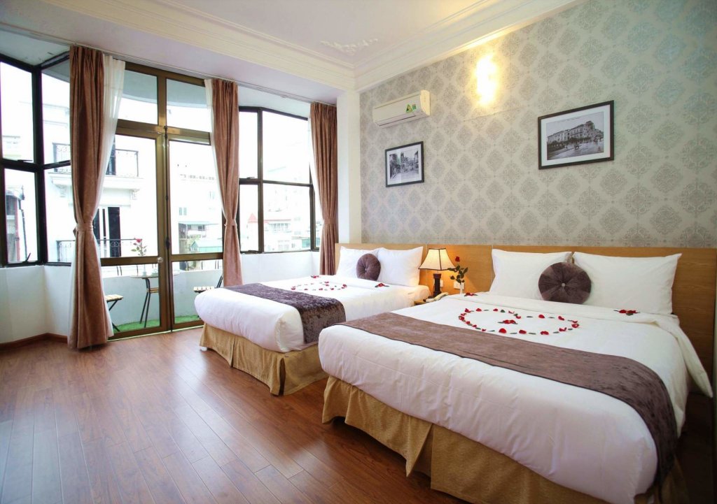 Фото отеля 2