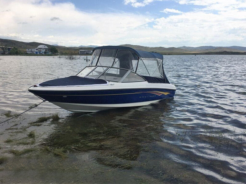 Прогулочный катер Bayliner
