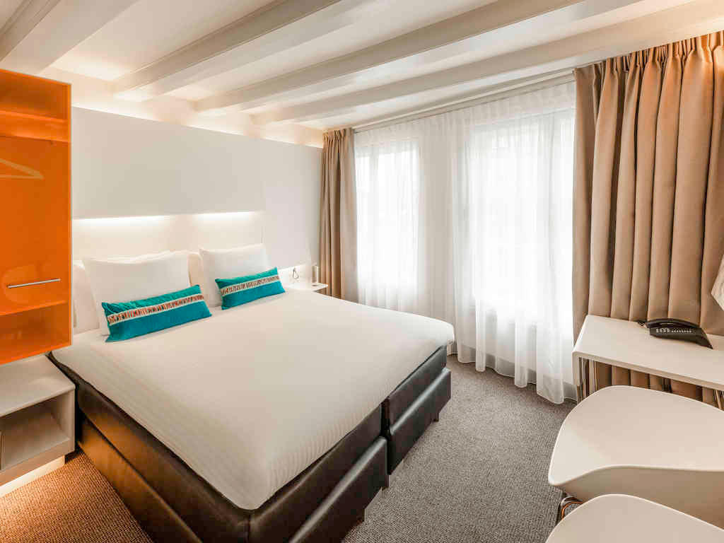 Фото Ibis Styles Amsterdam Central Station