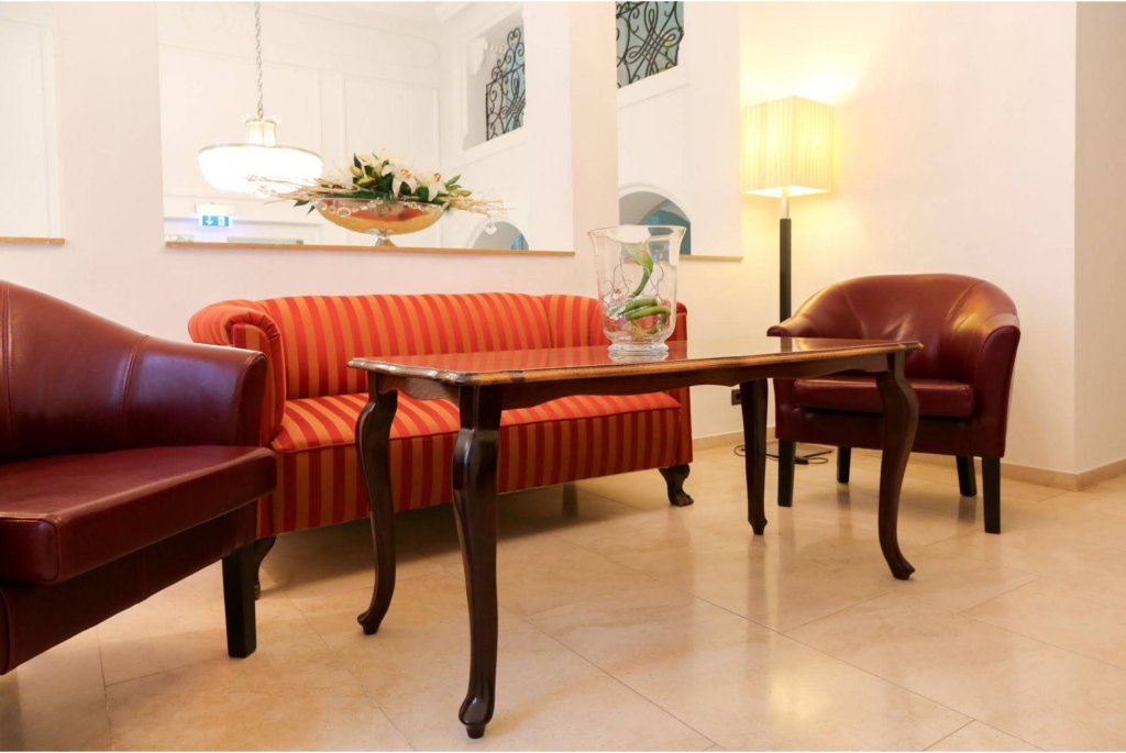 Фото Hotel Sacher Baden