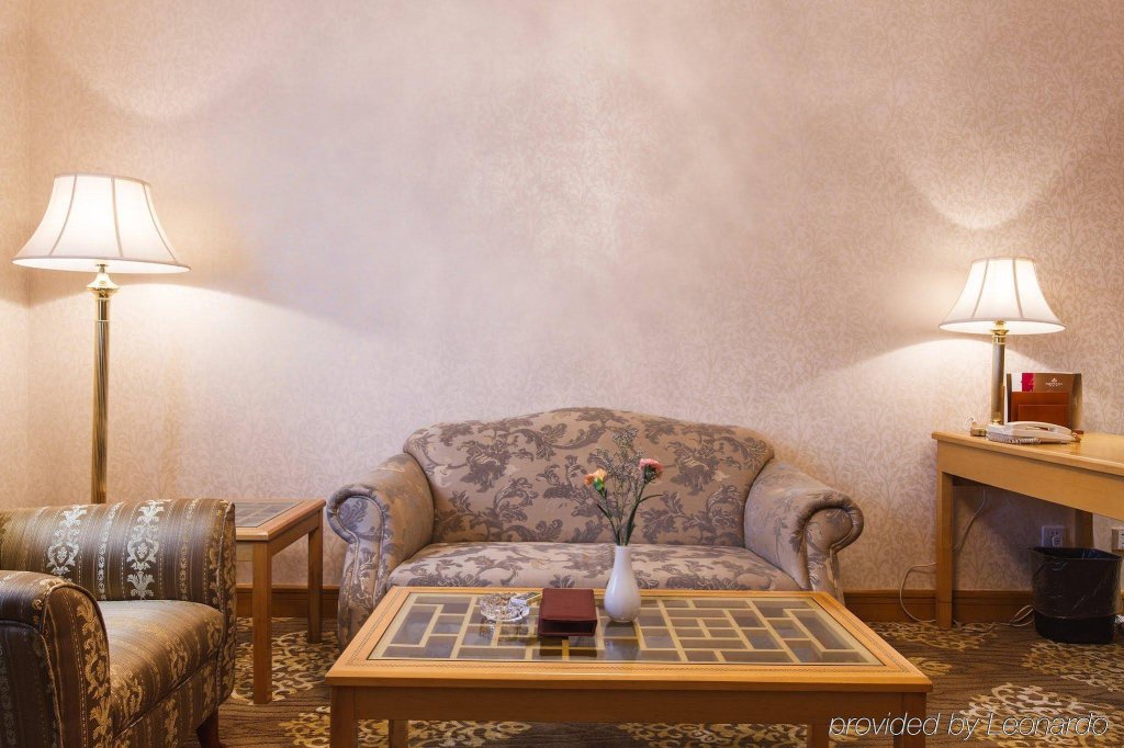 Фото Crowne Plaza Shanghai Nanjing Road