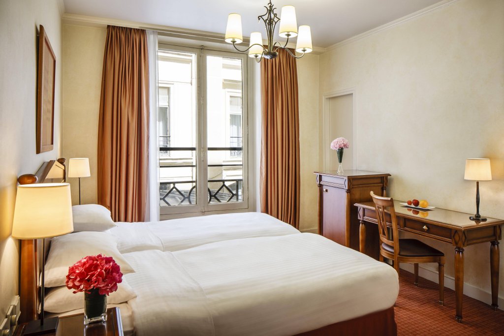 Фото Hôtel du Louvre