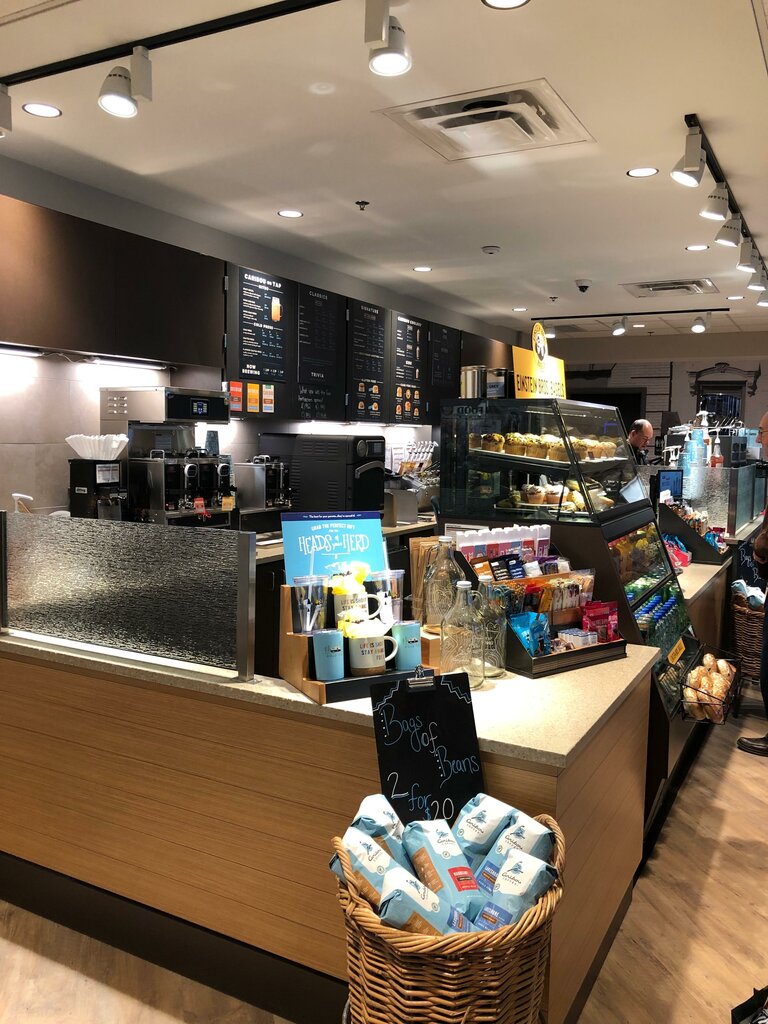 Coffee shop Caribou Coffee, Fargo, photo