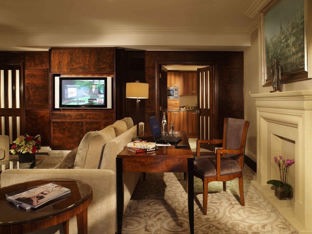 Фото The Landmark London