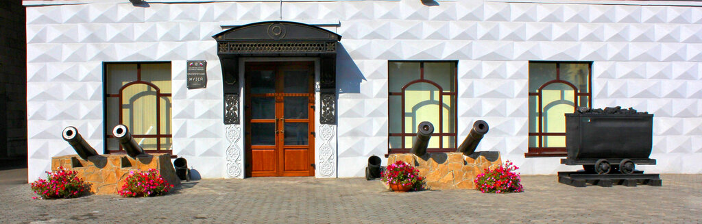 Музей Новокузнецкий краеведческий музей, Новокузнецк, фото