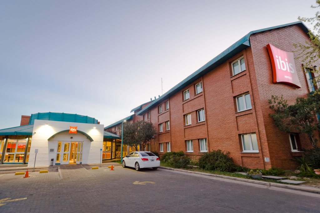 Фото ibis Mendoza