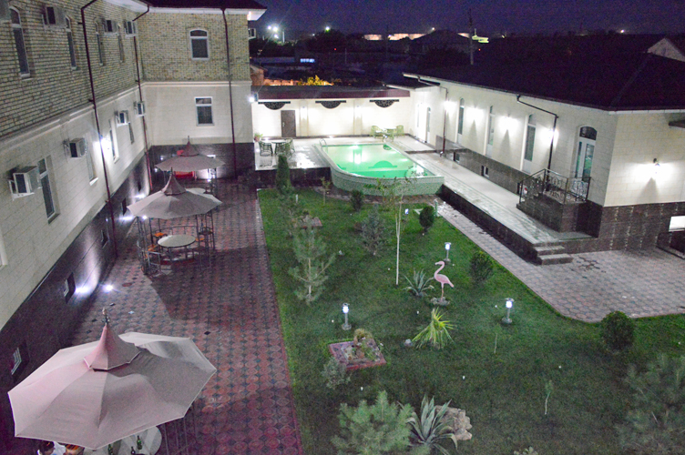 Фото отеля 2