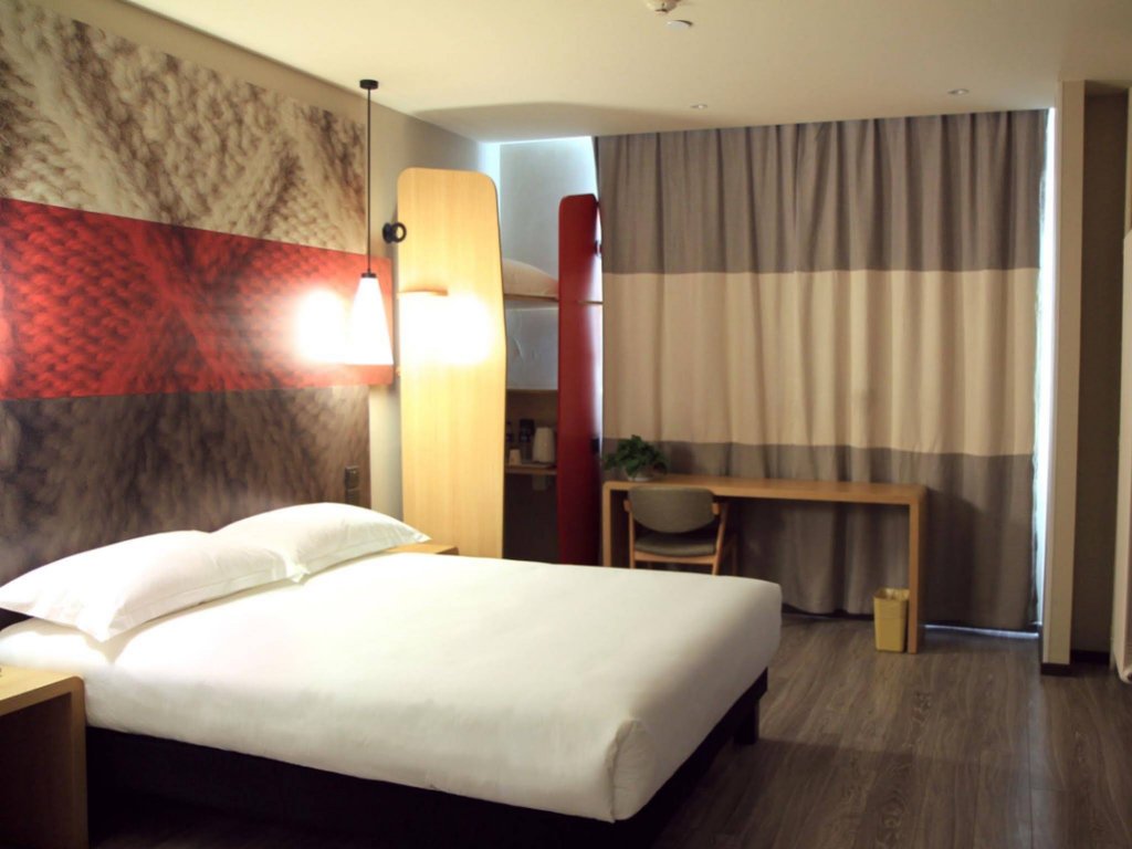 Фото Ibis Xian First Gaoxin Road