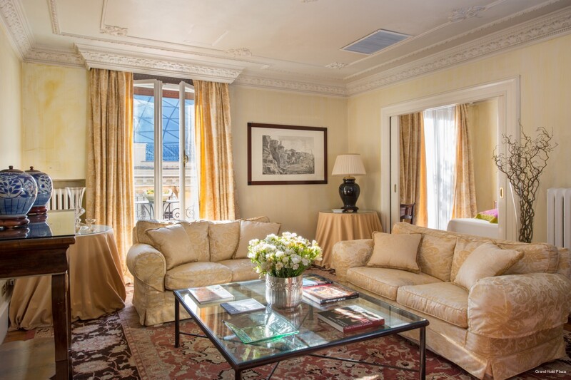 Фото Grand Hotel Plaza