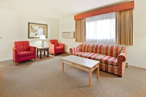 Гостиница Black Hills Luxury Suites