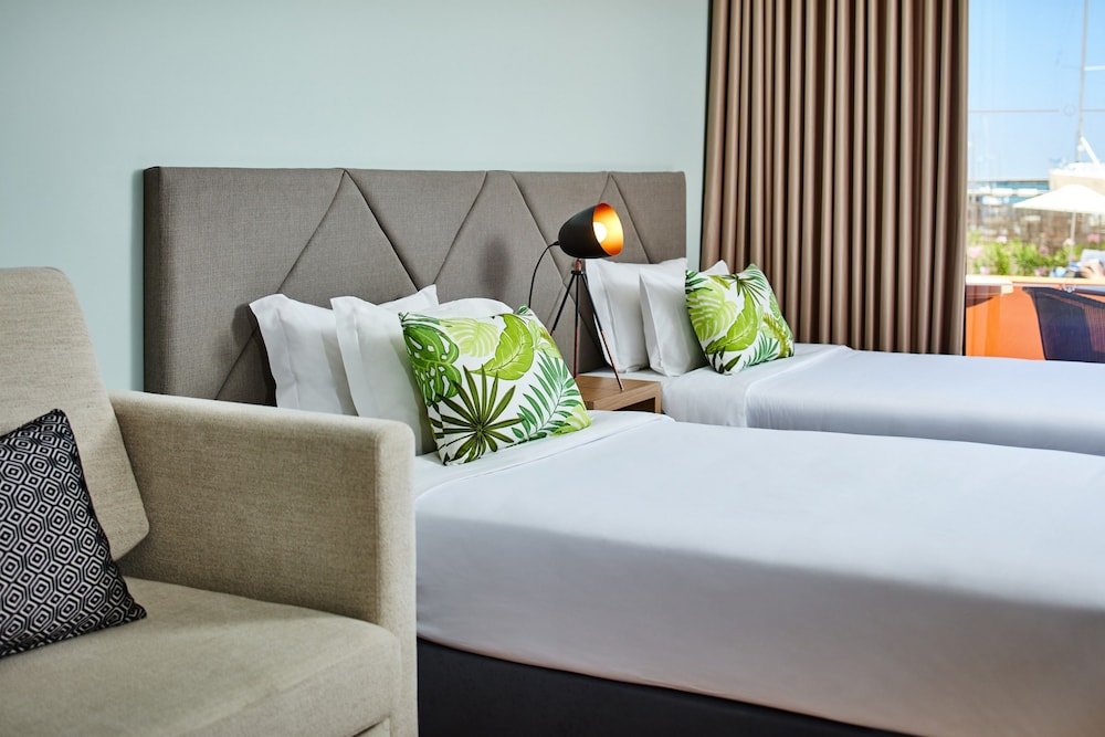 Фото Nh Marina Portimao Resort