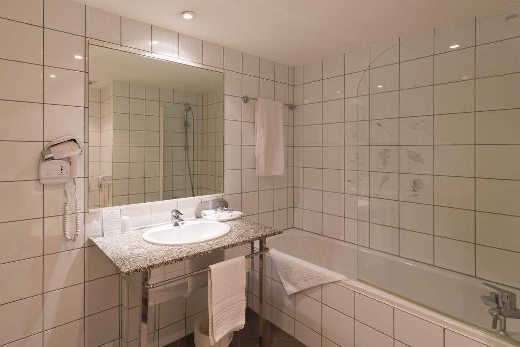 Фото La Maison Hotel Mulhouse