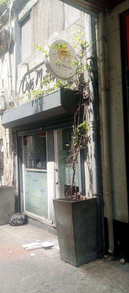 Cafe Café Mutamba, Loanda, photo