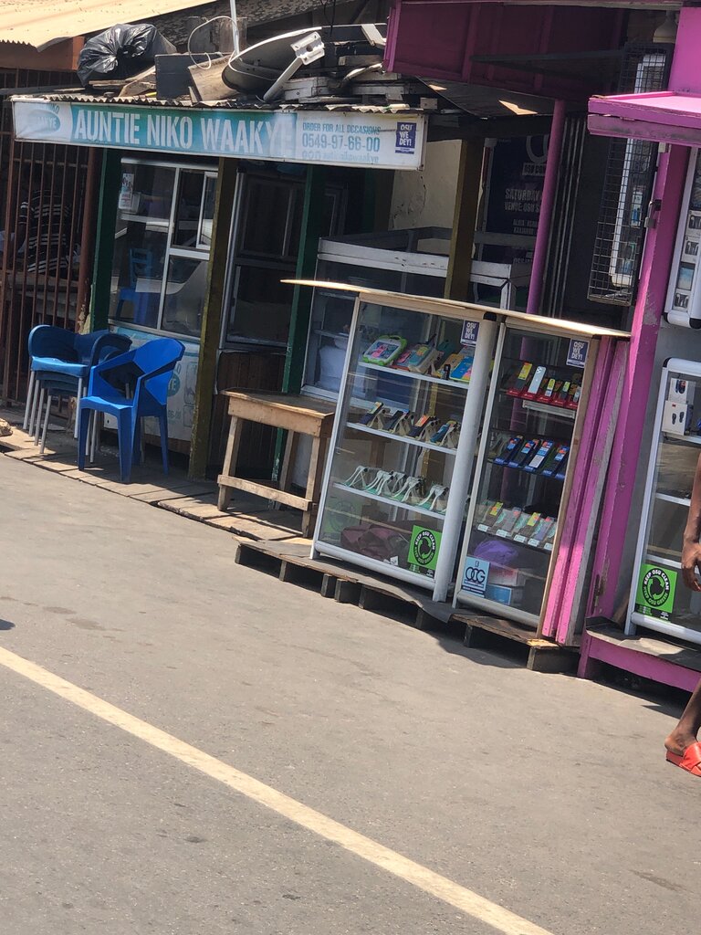 Fast food Auntie Niko Wakye, Accra, photo