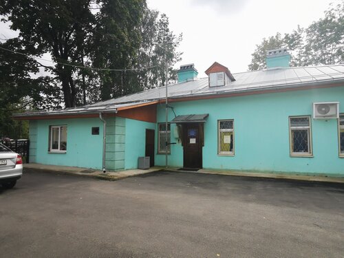 Иномарка гатчина карла маркса