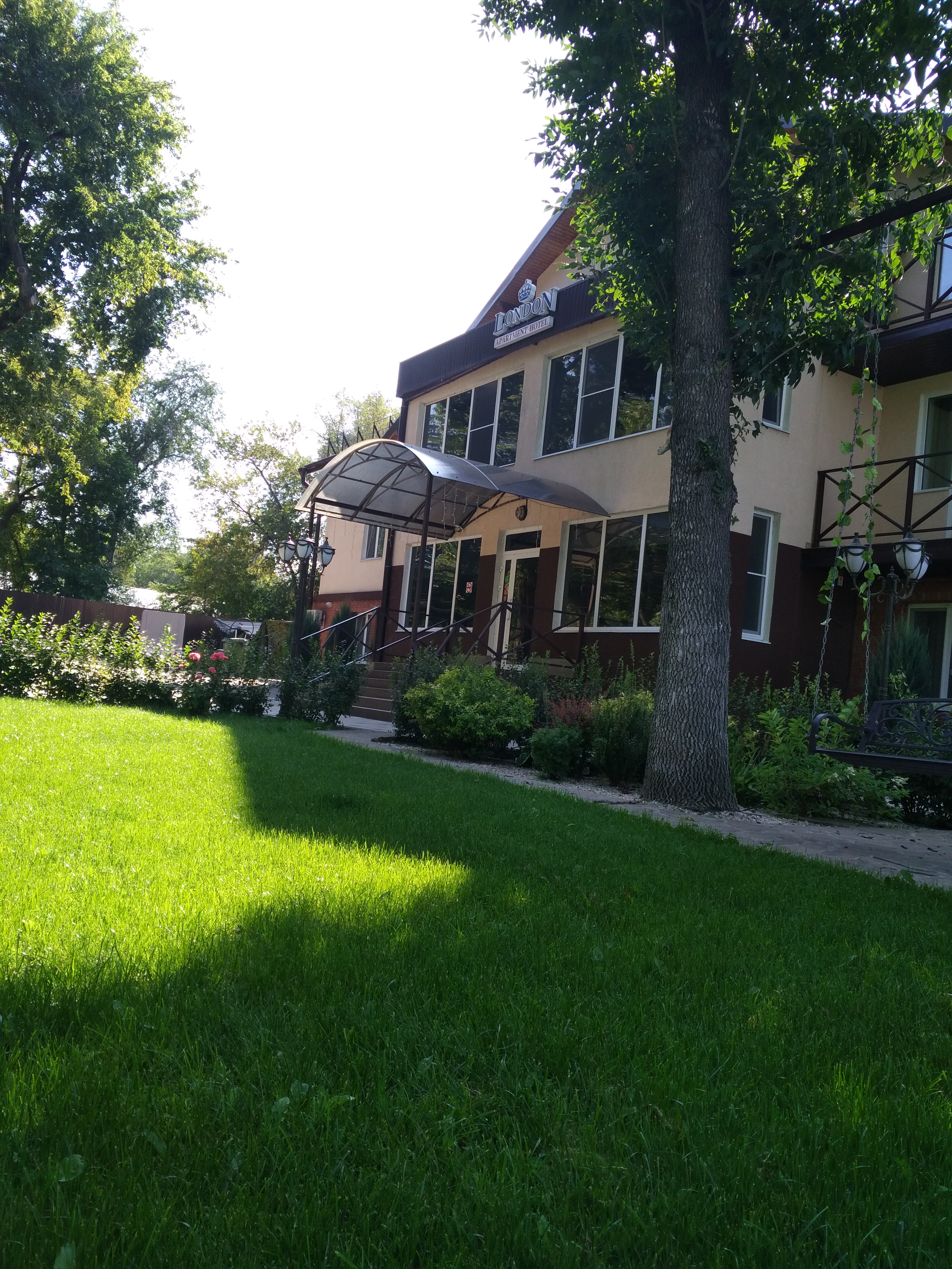 Фото отеля 3