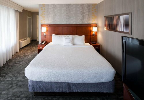 Гостиница Courtyard by Marriott Seattle Kirkland в Киркленде