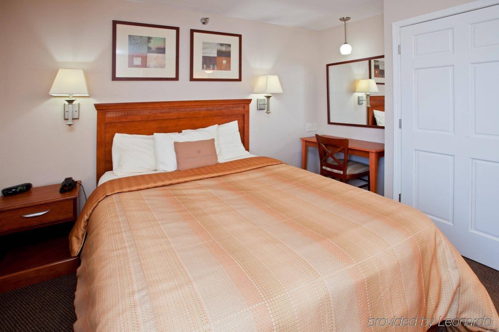 Фото Candlewood Suites Elkhart, an Ihg Hotel