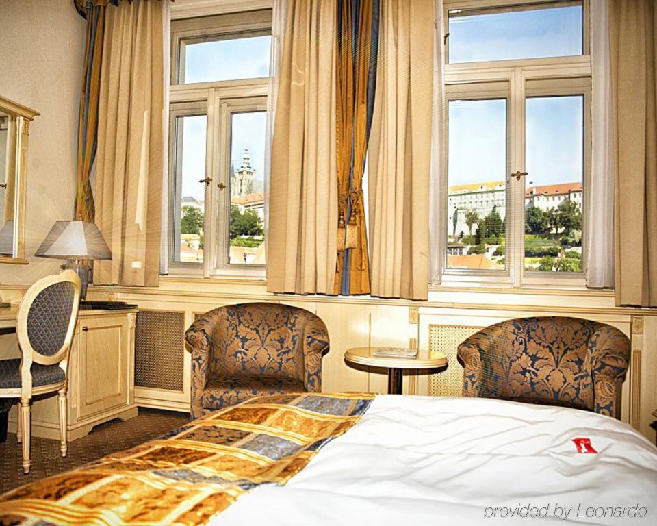 Фото Luxury Family Hotel Royal Palace
