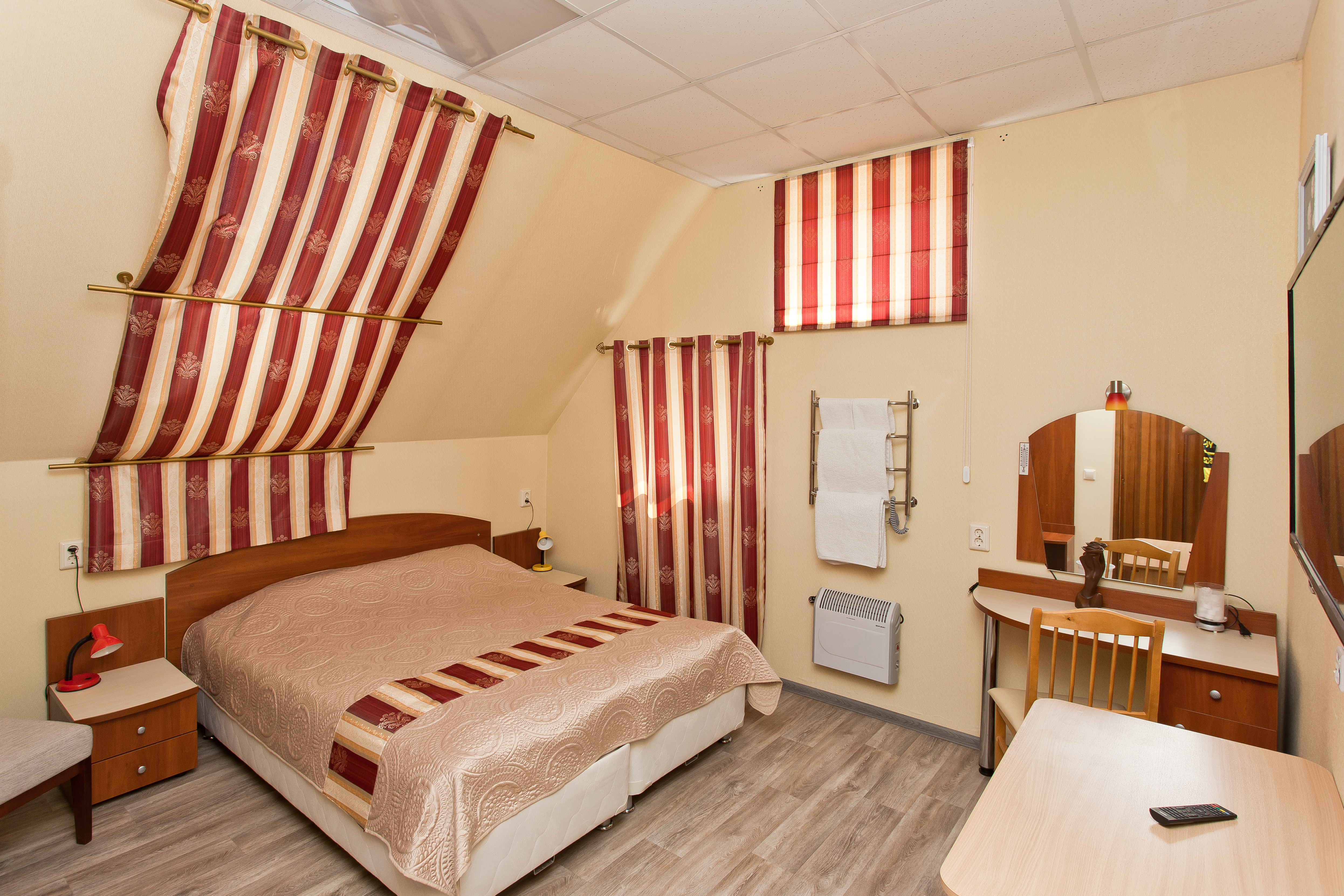 Фото Три клена