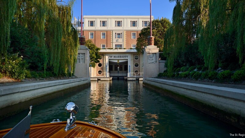 Фото The St. Regis Astana