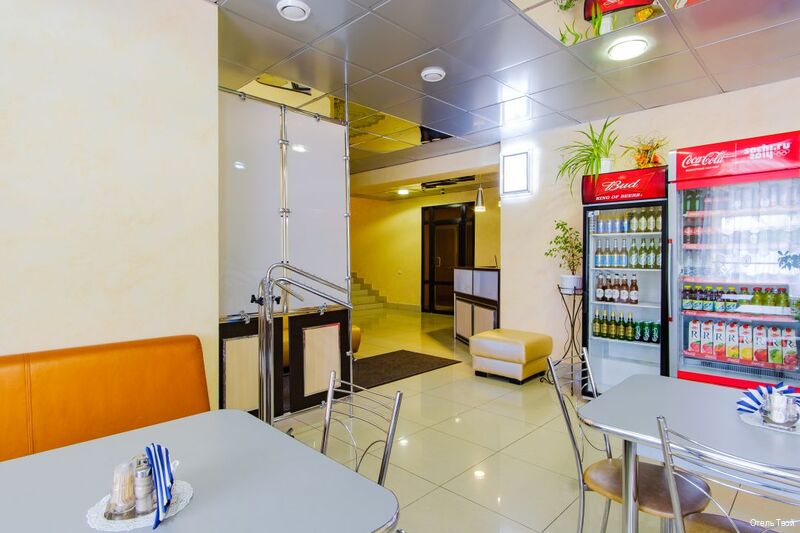 Фото отеля 2