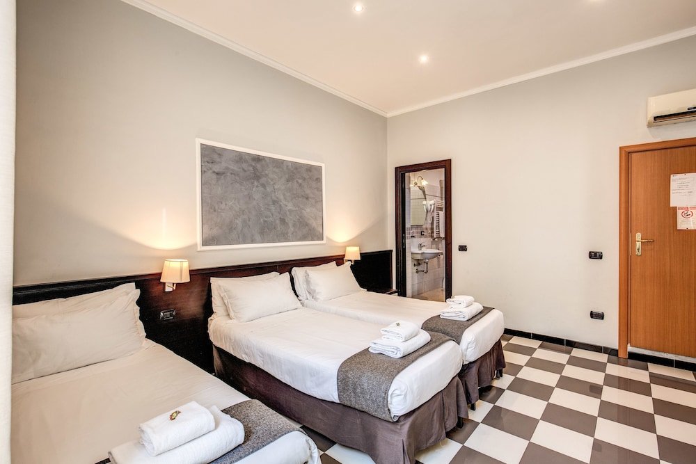 Фото Hotel Euro Quiris