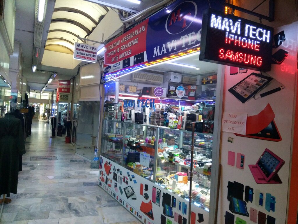 Items for mobile phones Mavitech, Istanbul, photo